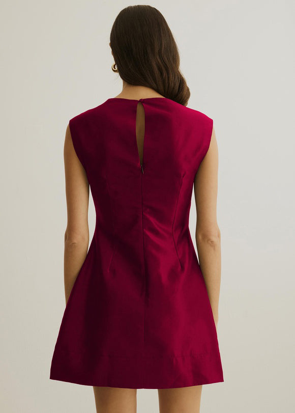 Satin straight-line cocktail dress